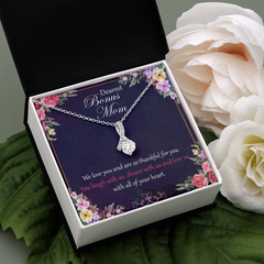 Alluring Beauty Necklace for Bonus Mom