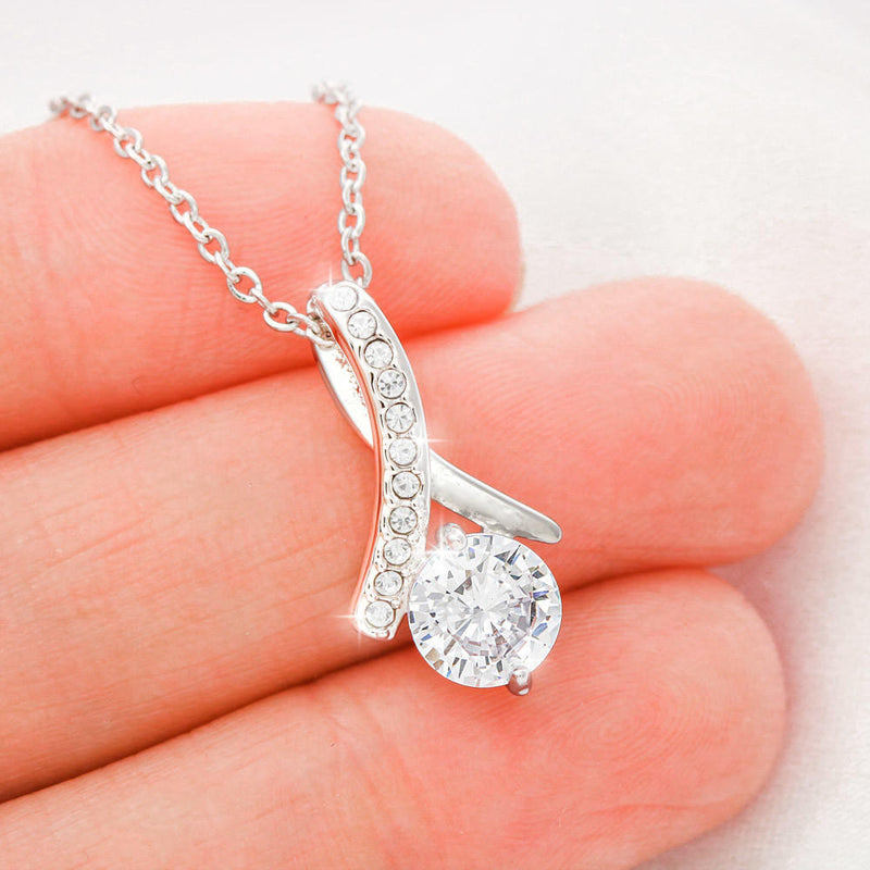 Alluring Beauty Necklace with Roses for Mom